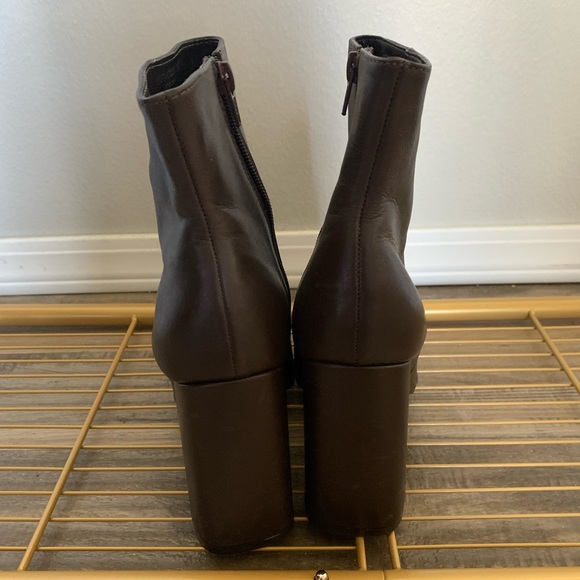 Steve Madden Chocolate Brown Heeled Boots - Picture 2 of 7